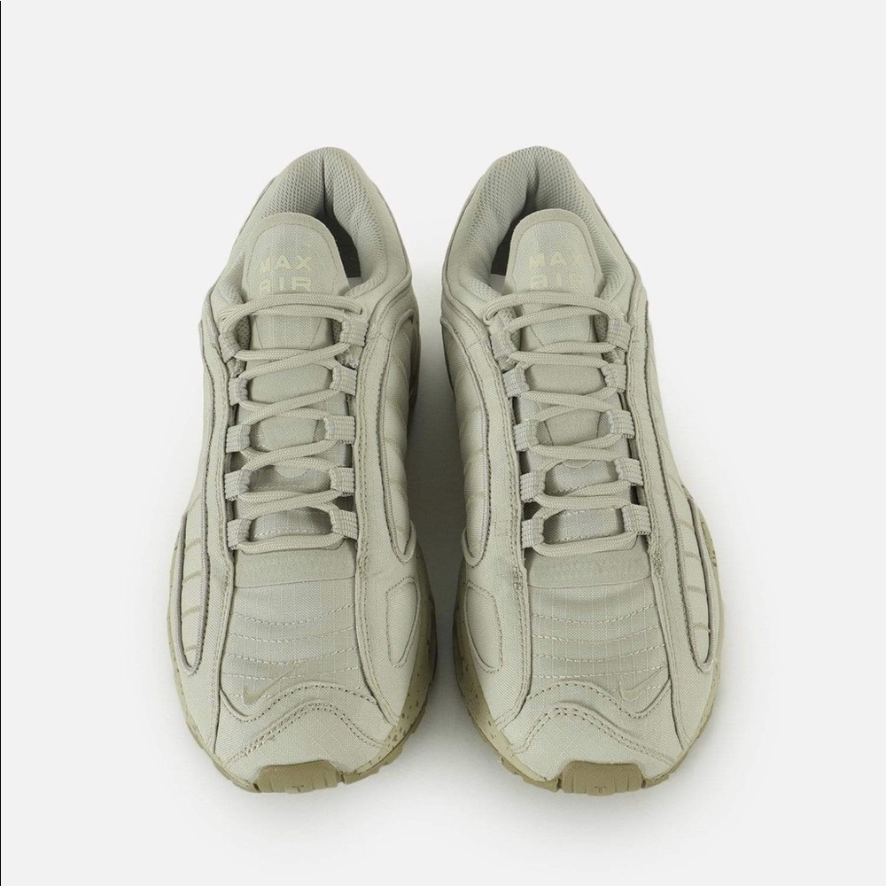 10.5 airmax tailwind sand trap